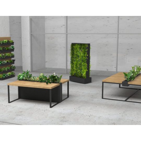 Biurowa aranżacja produktów z oferty.